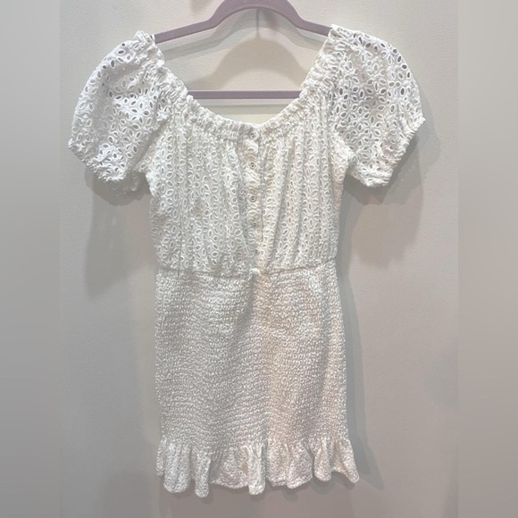 NWOT ASTR The Label Eyelet Lace White Dress - Picture 1 of 7